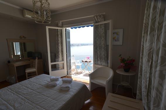 Hotel Theoxenia Loutráki Extérieur photo