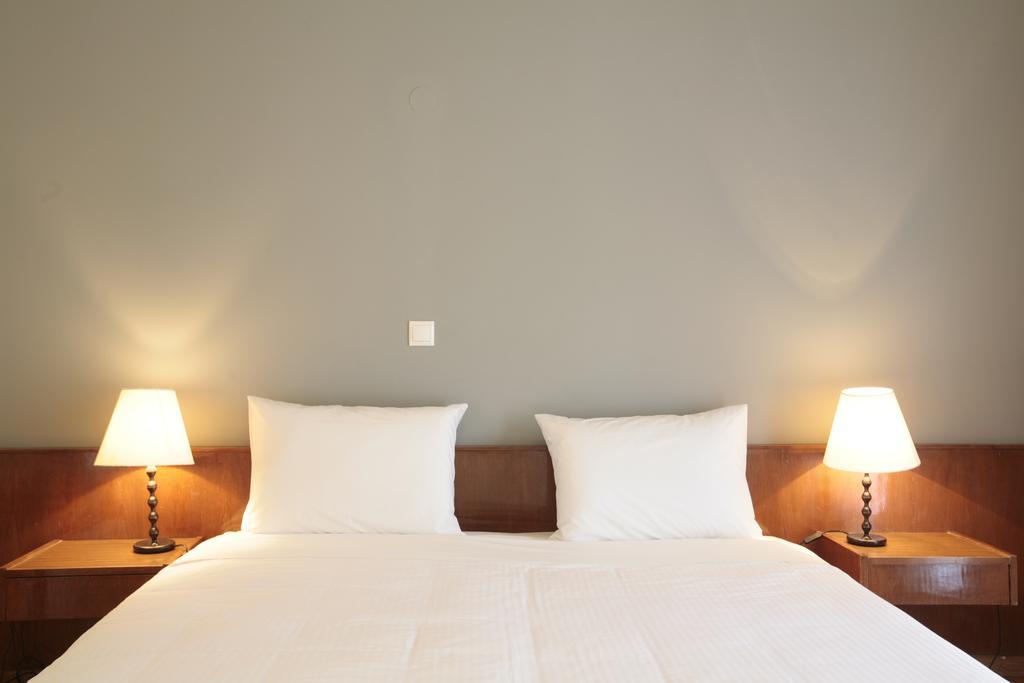 Hotel Theoxenia Loutráki Extérieur photo