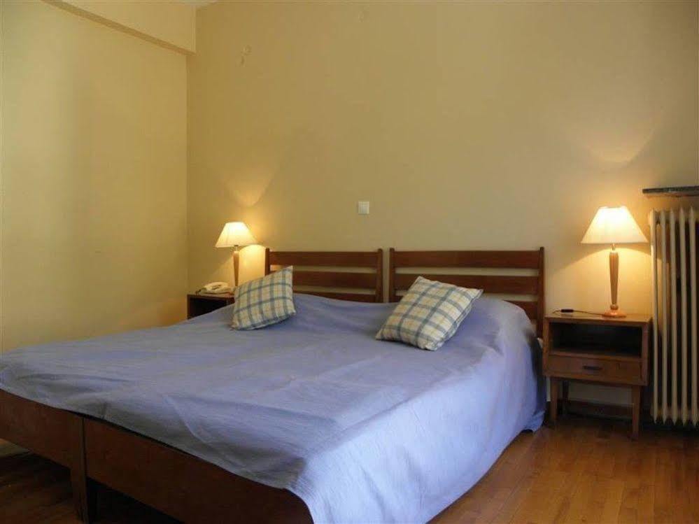 Hotel Theoxenia Loutráki Extérieur photo
