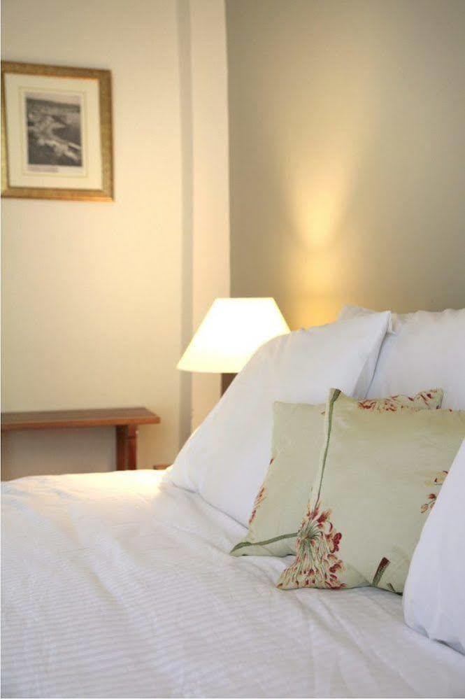 Hotel Theoxenia Loutráki Extérieur photo